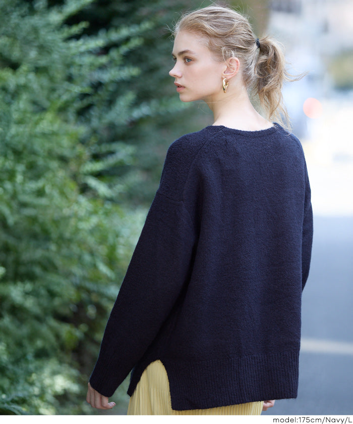 羊絨風氣質V領毛衣