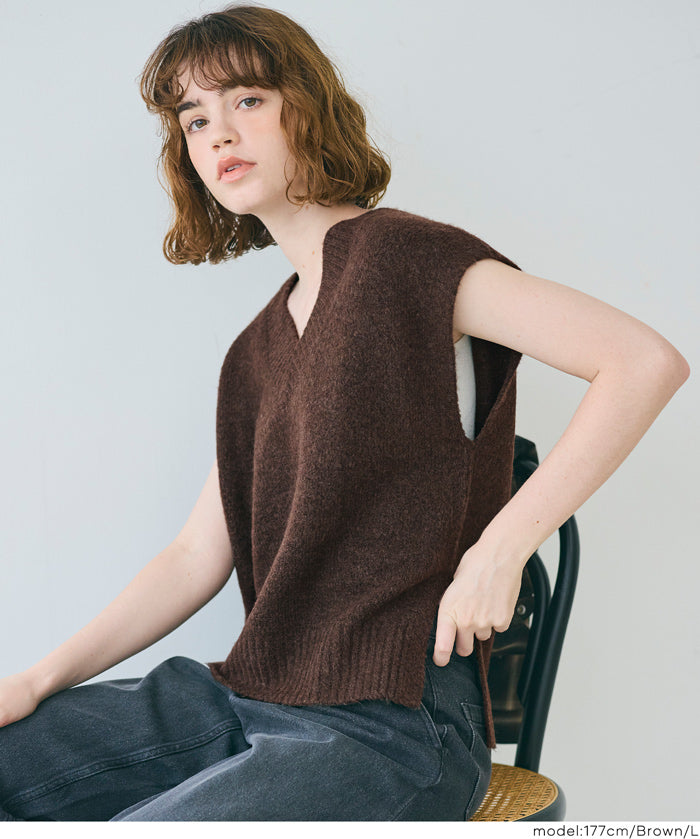 羊絨風柔軟針織V領背心