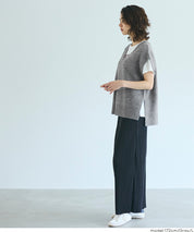 羊絨風柔軟針織V領背心