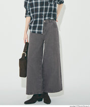 低腰寬版牛仔褲