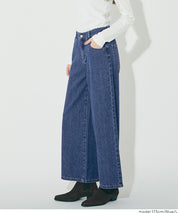 低腰寬版牛仔褲