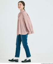 立領後綁帶緞面襯衫