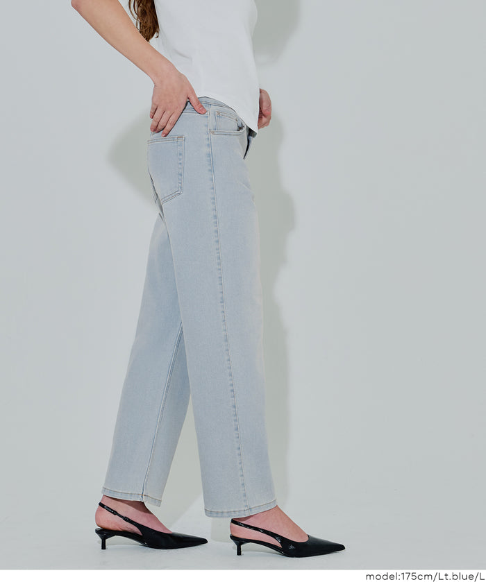 MOVE DENIM 特級彈性牛仔直筒褲