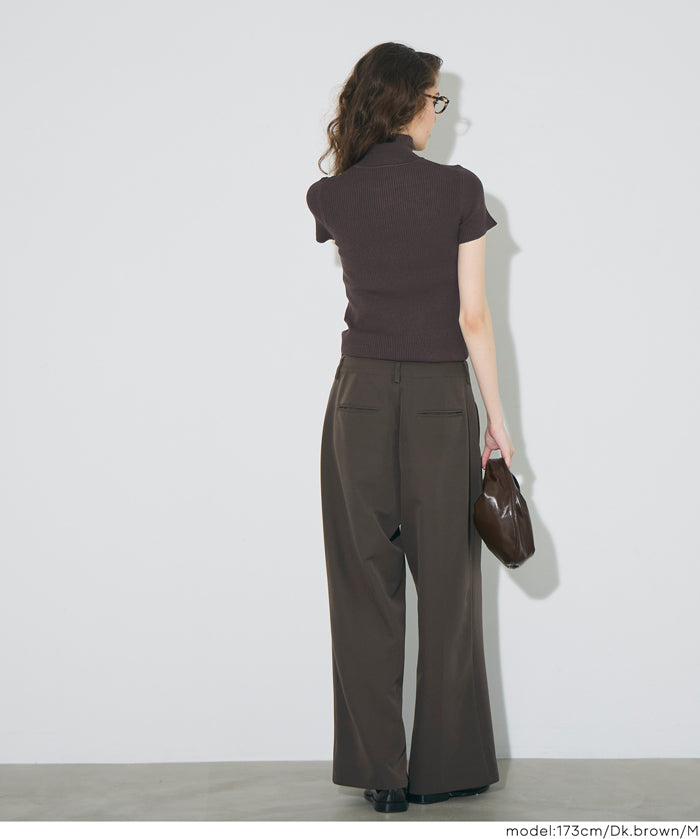 高領短袖合身針織上衣