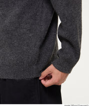 絨感圓領長袖毛衣