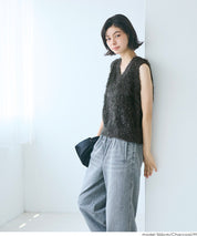 亮片蓬鬆長毛V領針織背心