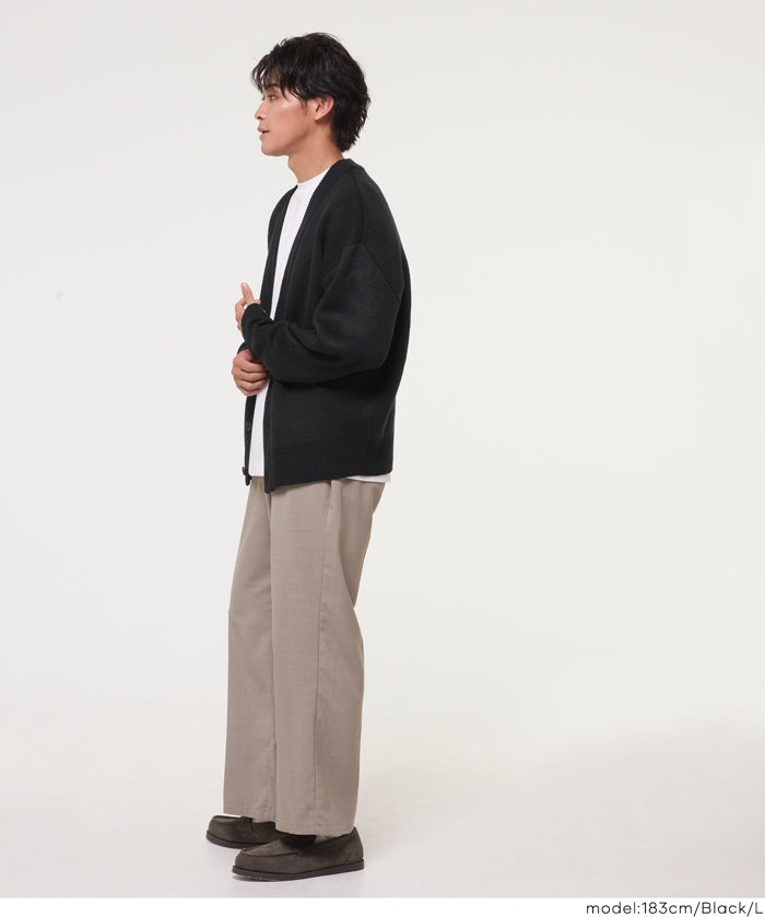 扎實感面料V領針織衫