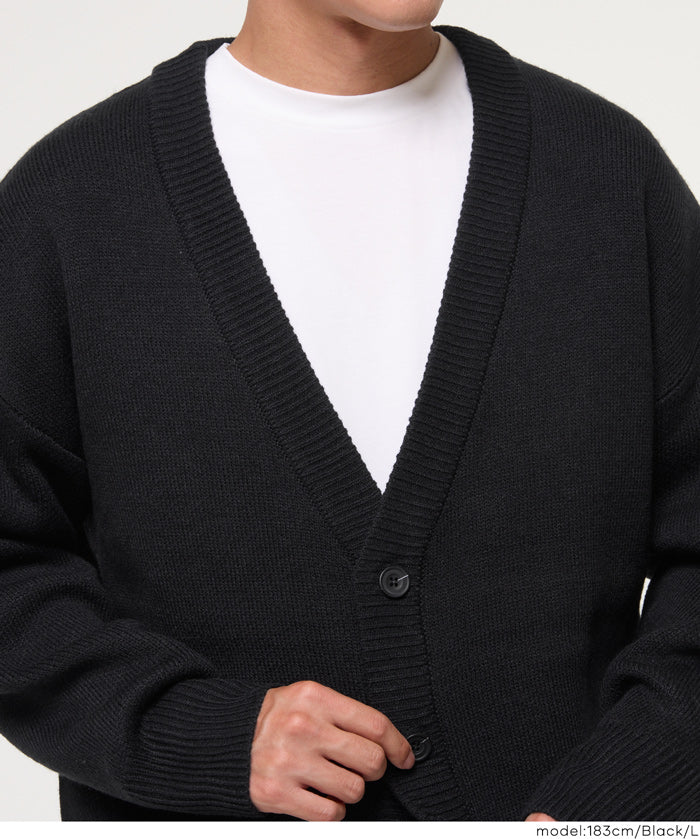 扎實感面料V領針織衫