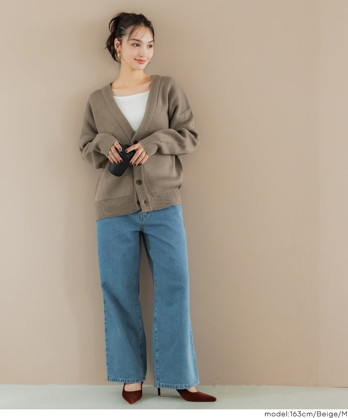 扎實感面料V領針織衫