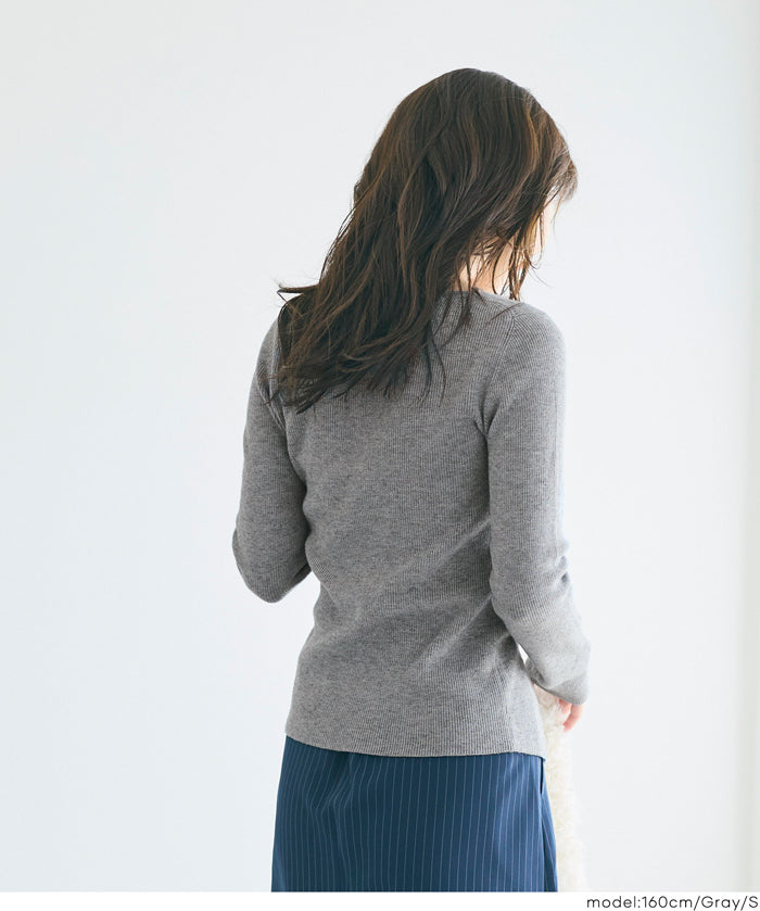 前開衩V領針織上衣