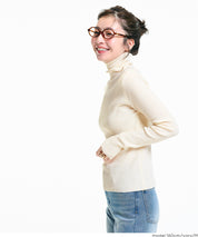 可水洗安哥拉觸感高領針織上衣