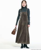 絲絨細肩帶洋裝