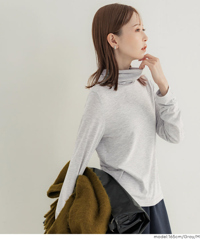 混色高領長袖上衣