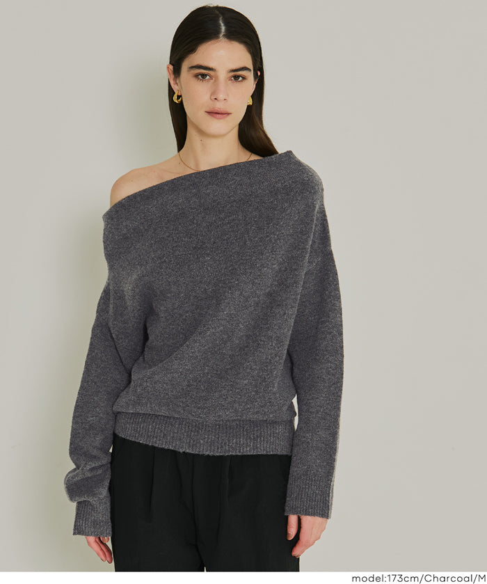 縮絨針織一字領上衣