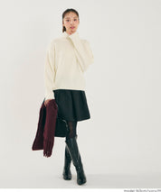 蓬蓬袖半高領針織上衣