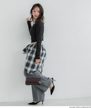 2WAY領口羅紋短版長袖T恤