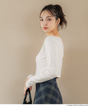 2WAY領口羅紋短版長袖T恤