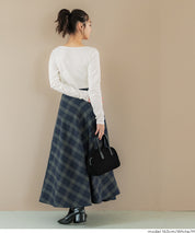 2WAY領口羅紋短版長袖T恤