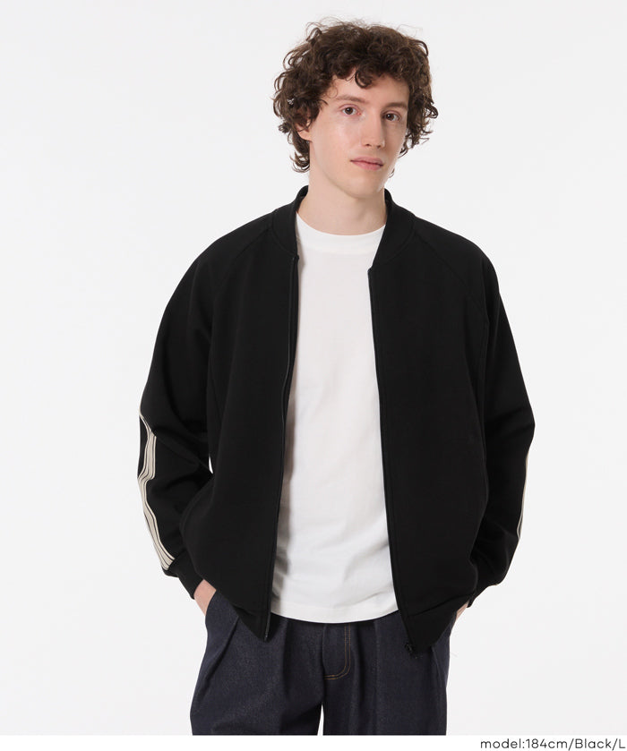 側邊條紋運動外套