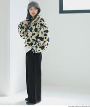 壓紋中線休閒寬褲