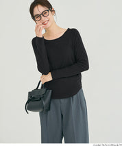 微刷毛圓領上衣