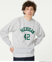 內刷毛插肩LOGO大學T