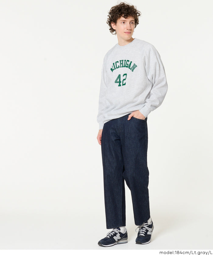 內刷毛插肩LOGO大學T