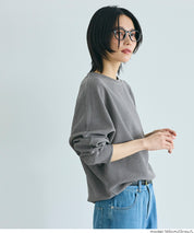 壓紋蝙蝠袖上衣