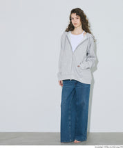 柔軟太空棉寬版連帽外套