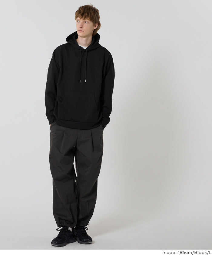 柔軟太空棉寬版連帽上衣