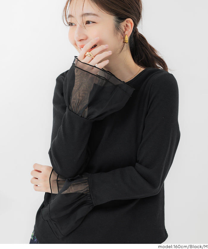 袖口蕾絲拼接上衣