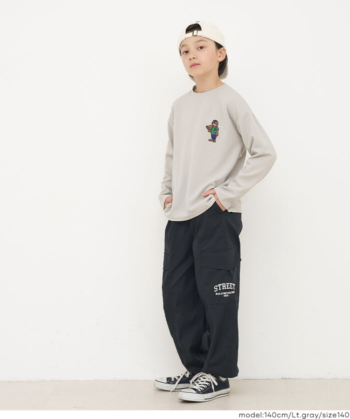 童裝 輕量壓紋胸前刺繡上衣
