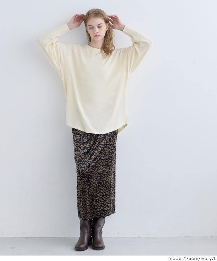 圓弧下擺針織上衣