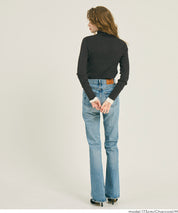 【輕量針織】高領圓弧下擺上衣