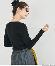 【輕量針織】圓領圓弧下擺上衣