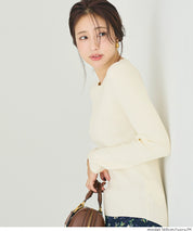 【輕量針織】圓領圓弧下擺上衣